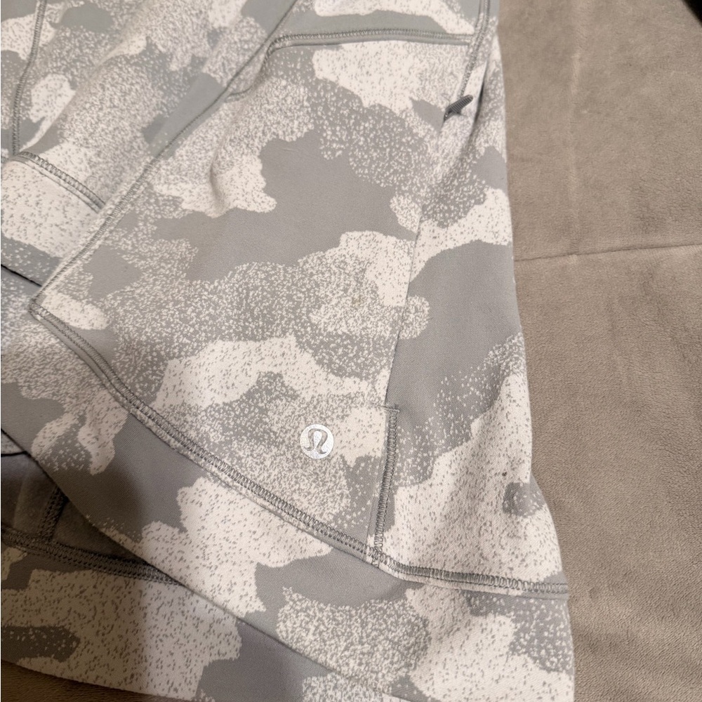 Lululemon Grey Camo Sweater - Picture 2 of 3
